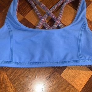 Ivivva girls size 8 reversible bra